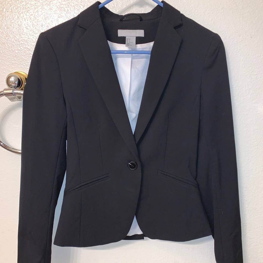 NWOT fitted classic black blazer, fully-lined